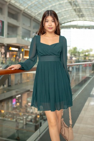 Ayra Sleeved Pleated Dress in Dark Teal (MY)