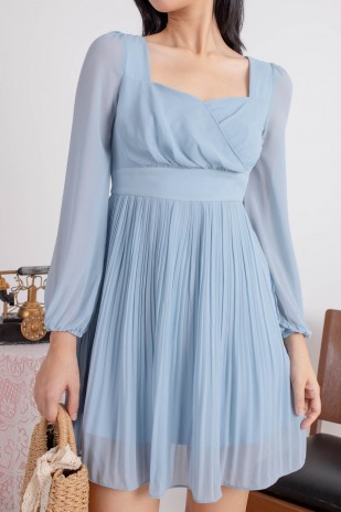 Ayra Sleeved Pleated Dress in Blue (MY)
