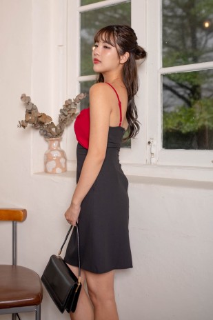 Jennis Contrast Bow Dress in Wine (MY)