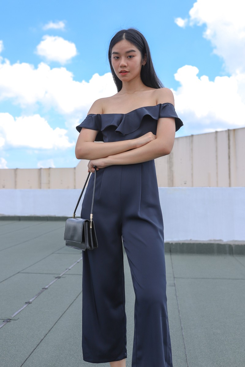 Briel Bardot Off-Shoulder Jumpsuit in Navy (MY)