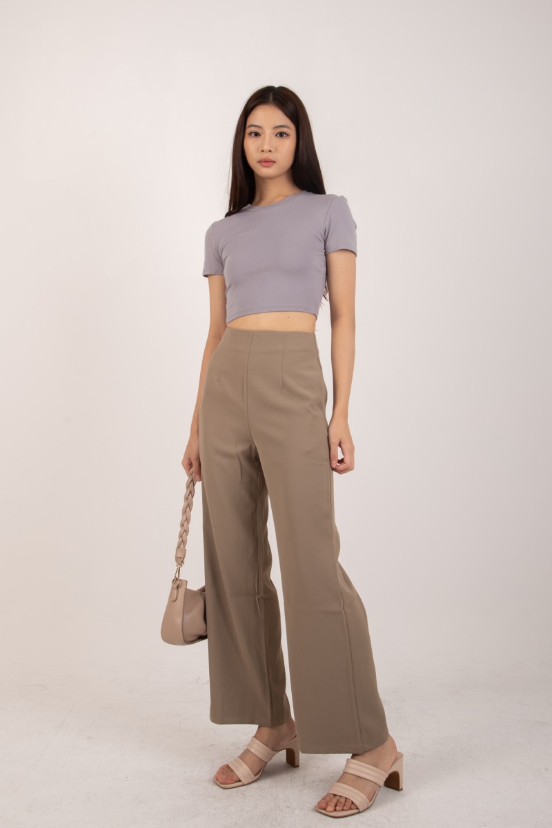 RESTOCK2: Stride Flowy Seamless Pants in Khaki