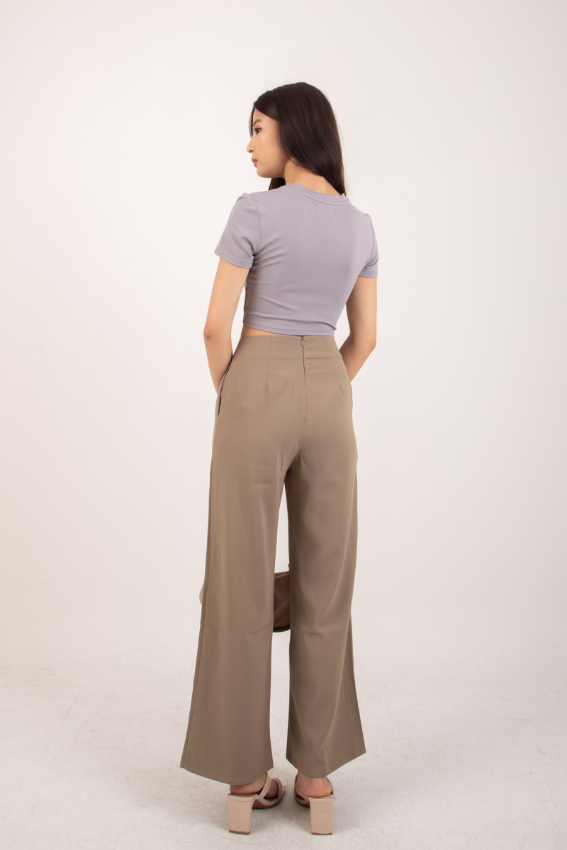 RESTOCK2: Stride Flowy Seamless Pants in Khaki