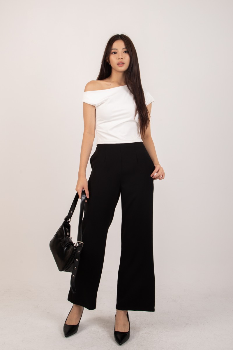 RESTOCK3: Stride Flowy Seamless Pants in Black