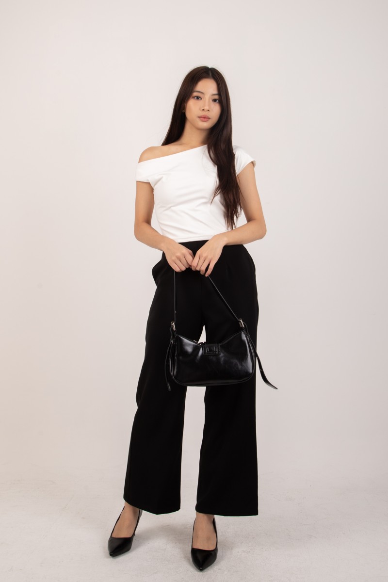 RESTOCK2: Stride Flowy Seamless Pants in Black