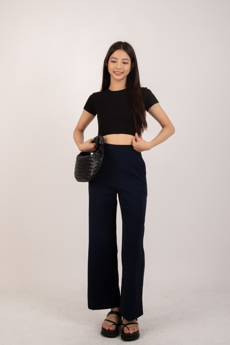 RESTOCK3: Stride Flowy Seamless Pants in Navy