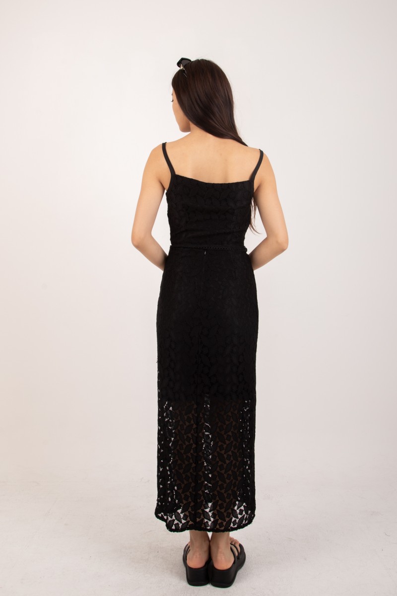 Aurielle Cropped Lace Skirt in Black