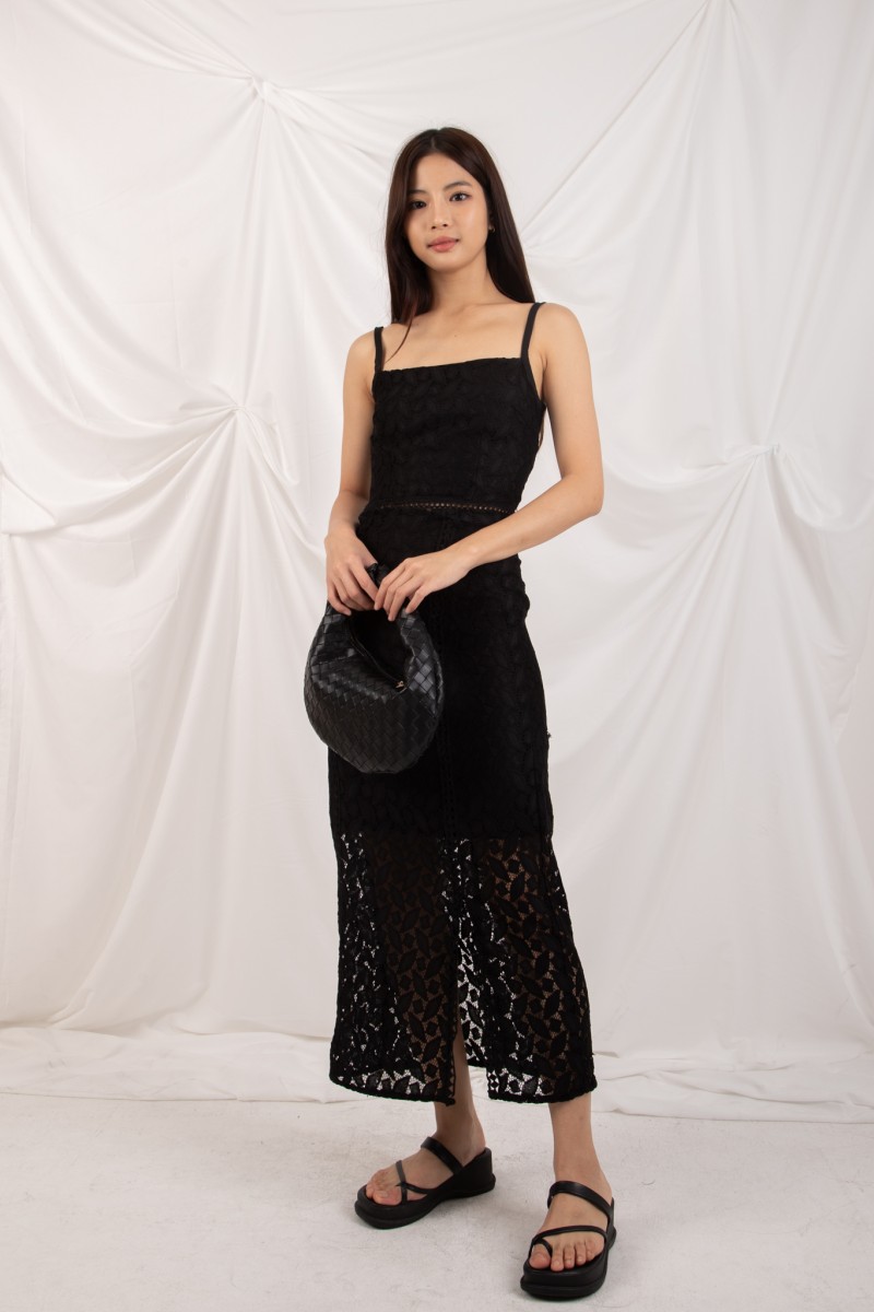Aurielle Cropped Lace Skirt in Black