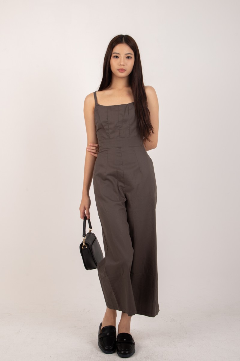 Morrigan Structured Wide-Leg Jumpsuit in Forest