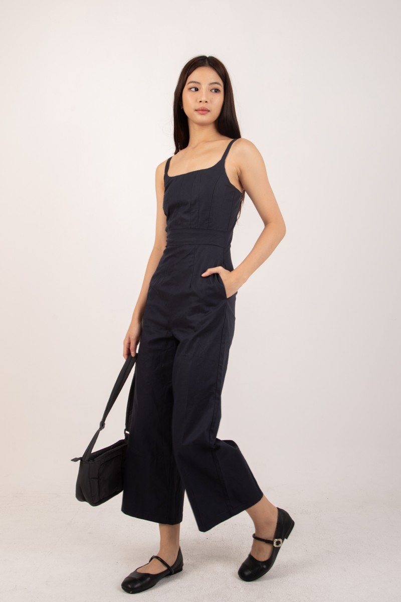 Morrigan Structured Wide-Leg Jumpsuit in Navy