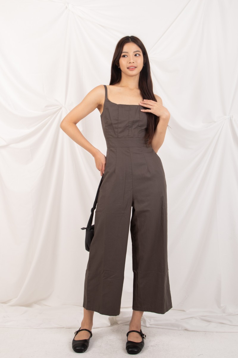 Morrigan Structured Wide-Leg Jumpsuit in Forest