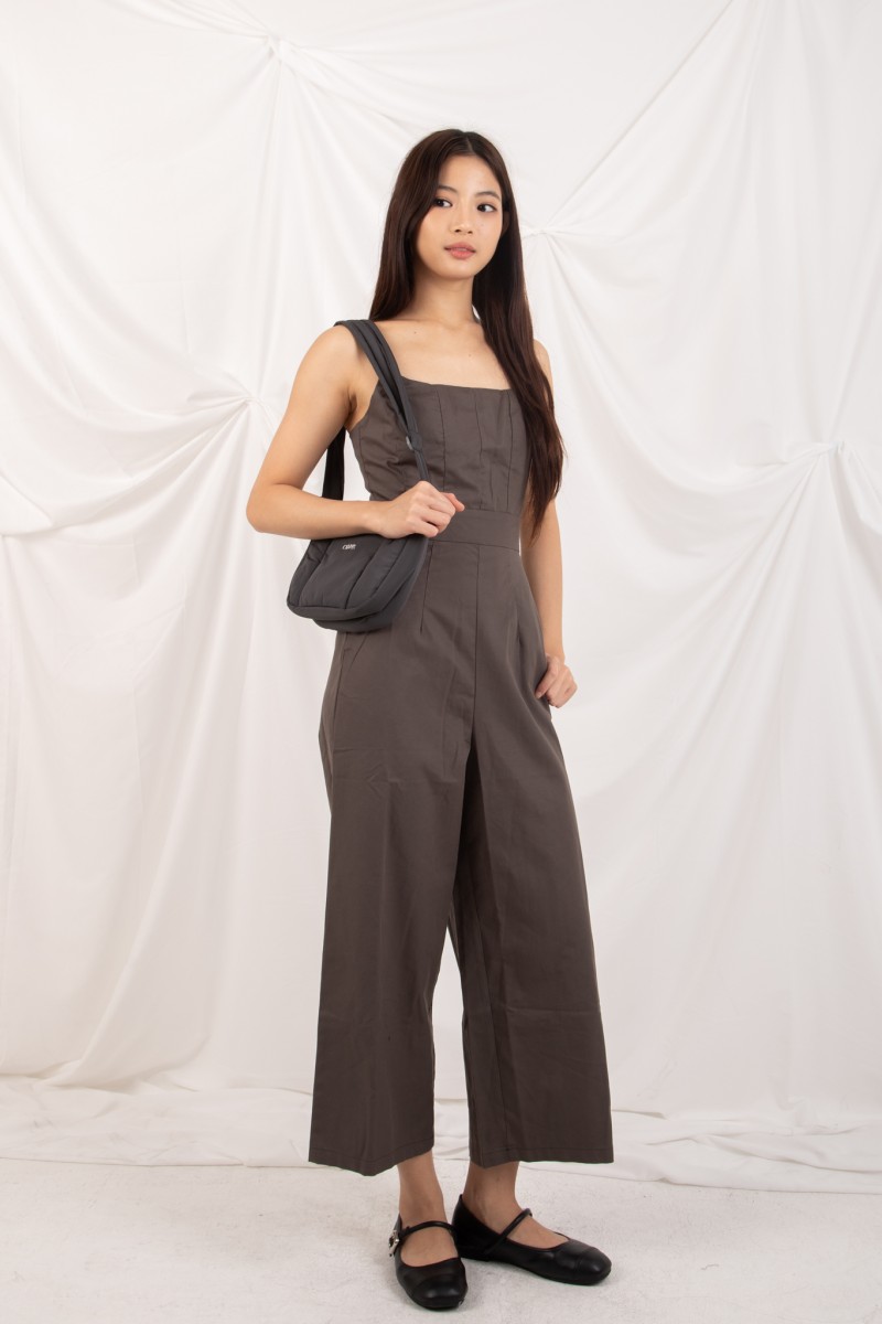 Morrigan Structured Wide-Leg Jumpsuit in Forest