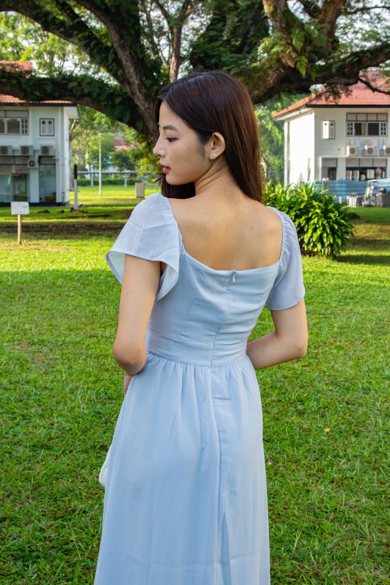 Sorelle Sweetheart Puff-Sleeve Maxi Dress in Blue