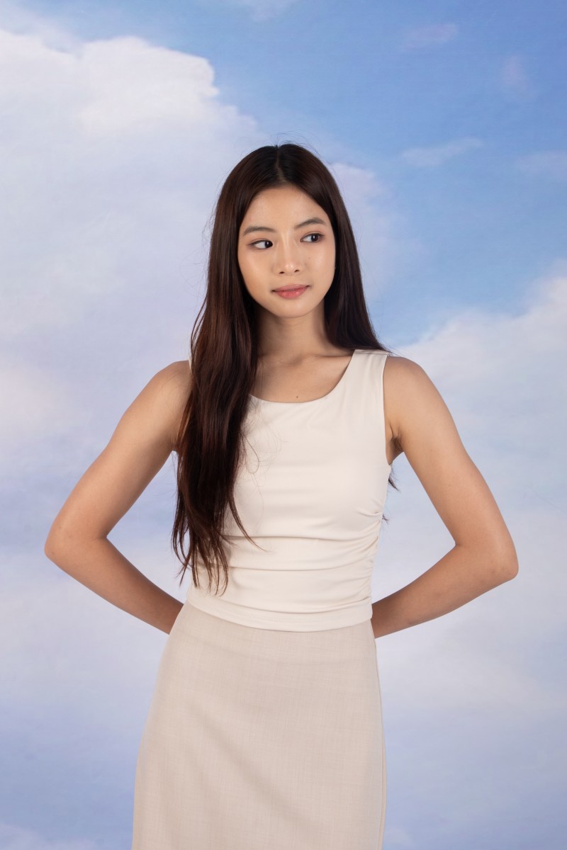 Novee Ruched Side Tank Top in Oat