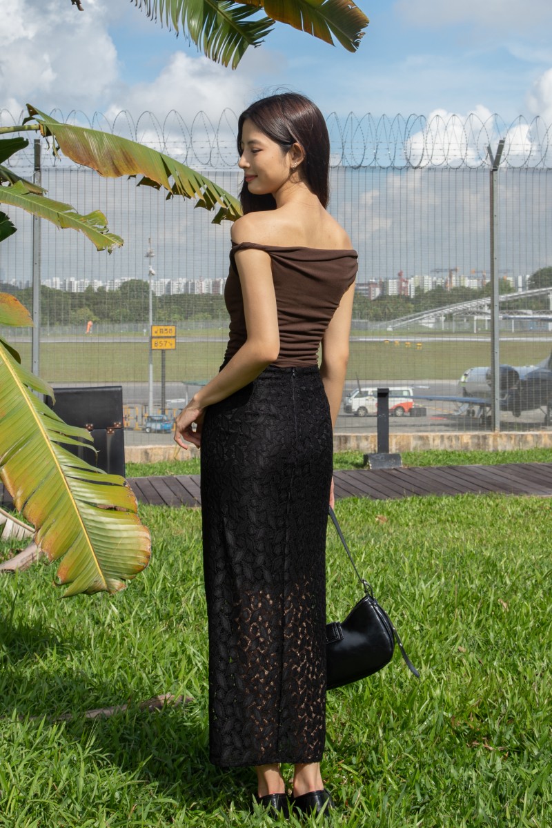 Kove Off-Shoulder Foldover Top in Mocha