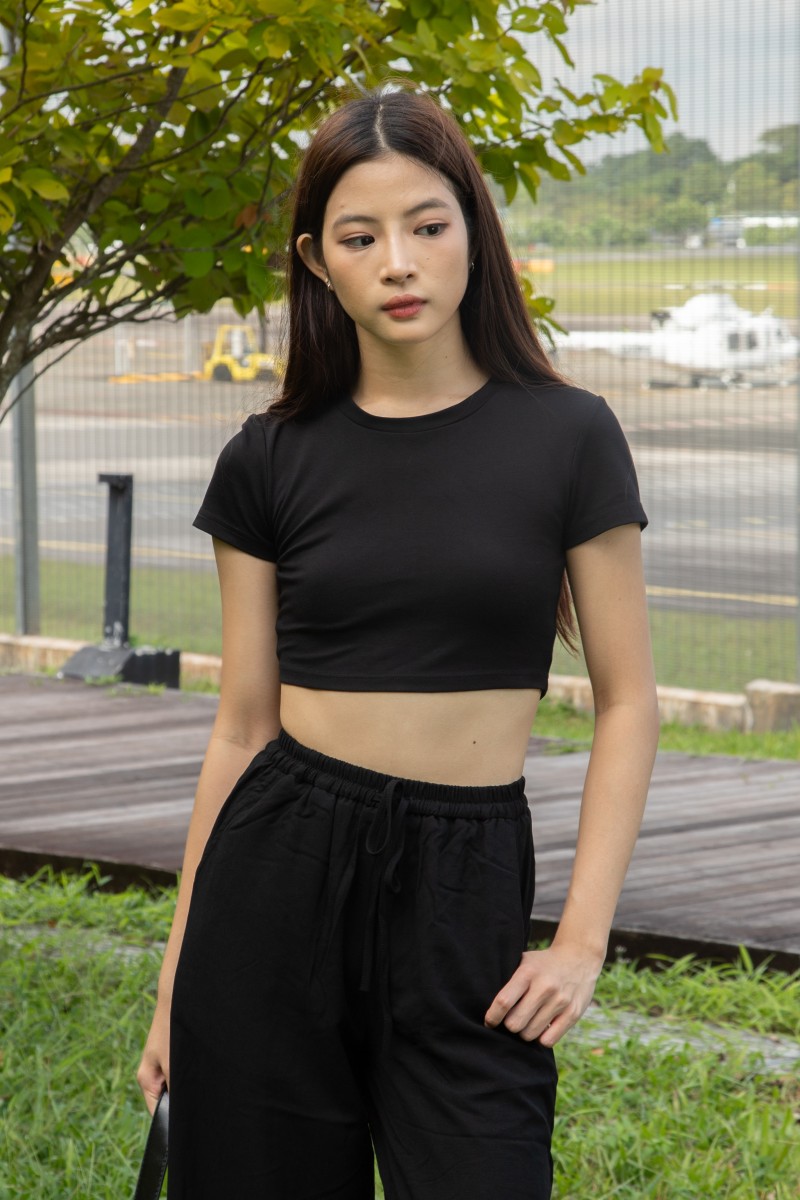 Liri Wide-Leg Pants in Black