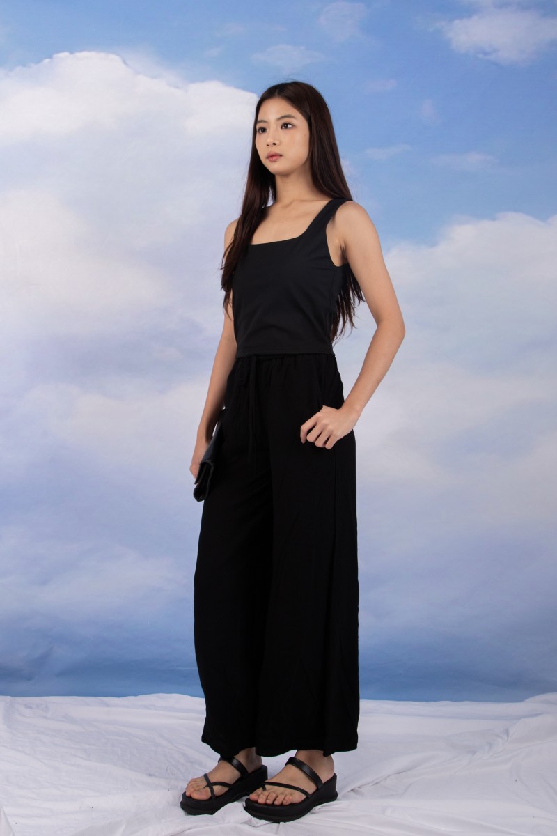 Liri Wide-Leg Pants in Black