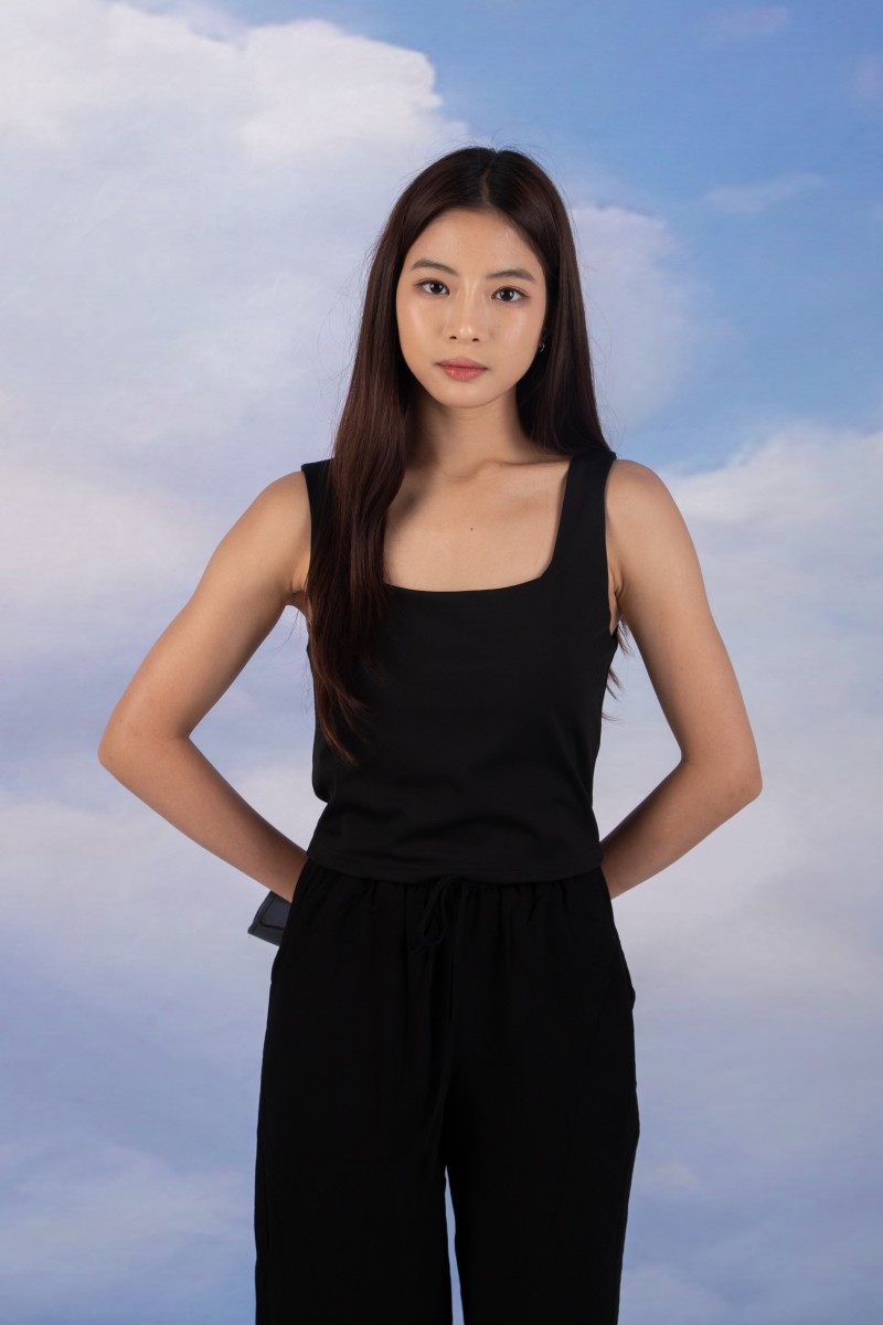 Liri Wide-Leg Pants in Black