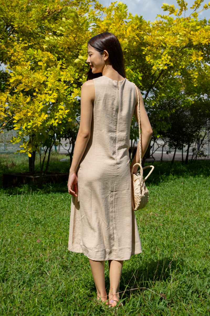 Elanna Linen Midi Dress in Sand