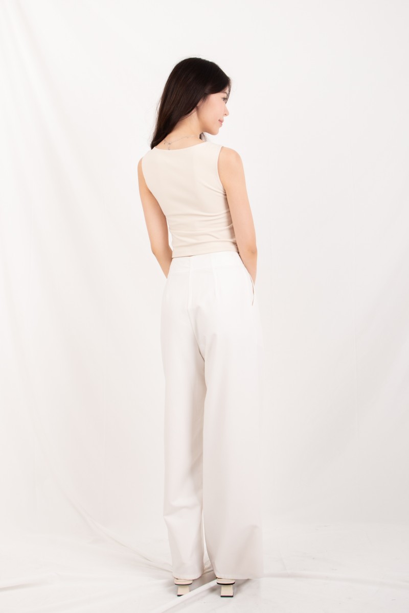 Novee Ruched Side Tank Top in Oat