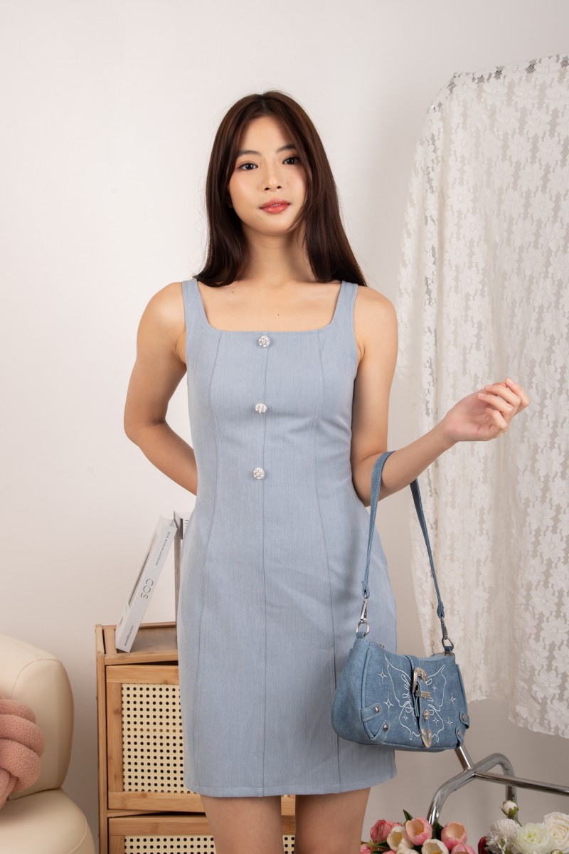 Tahlia Button Denim Dress in Light Wash