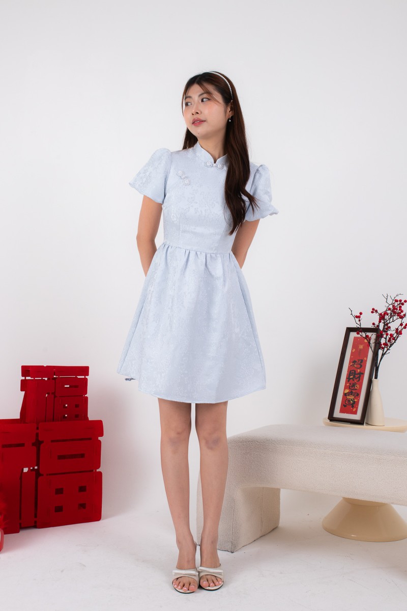 Lineage Puff-Sleeved Cheongsam Dress in Blue