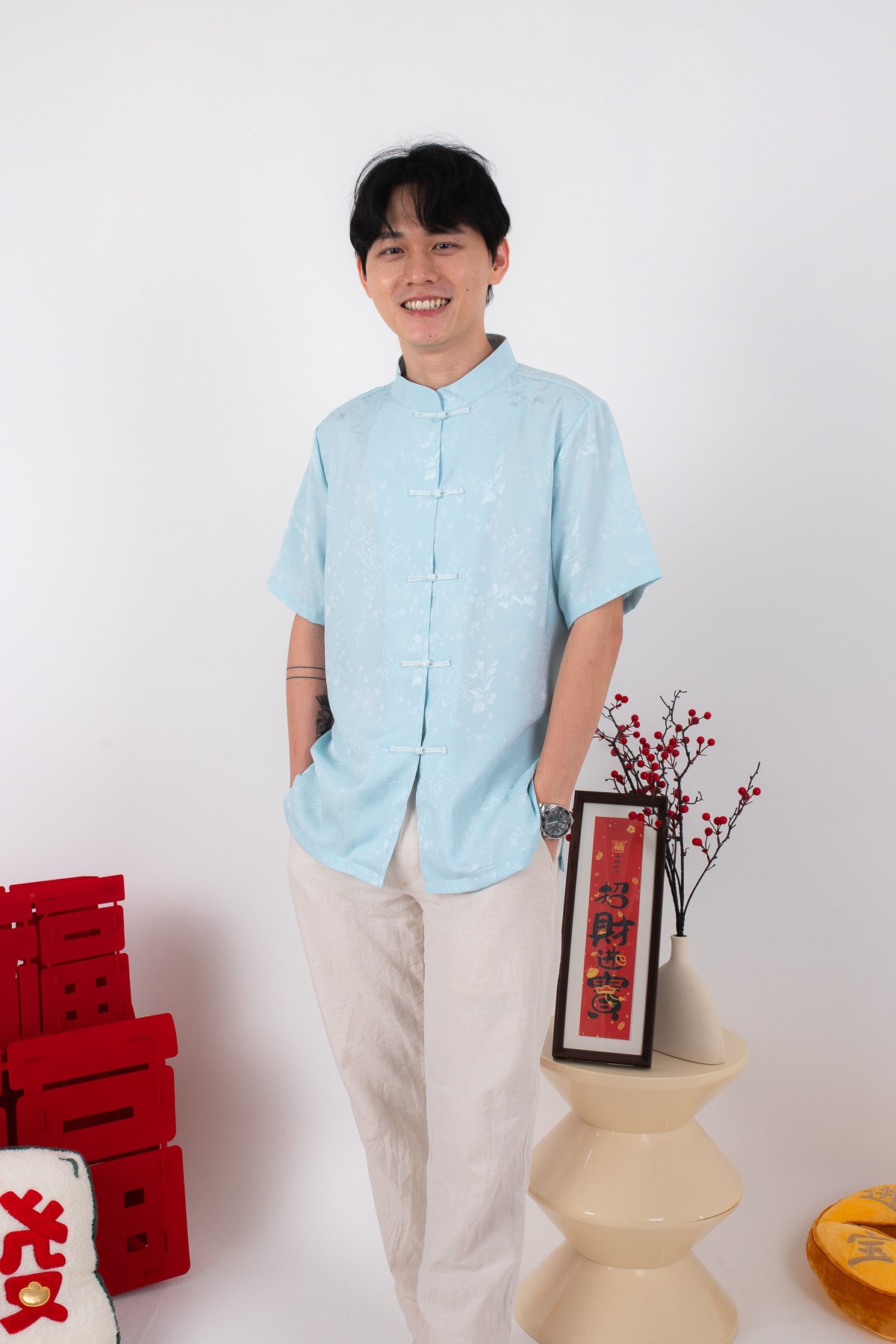 Evan Mens Mandarin Shirt in...