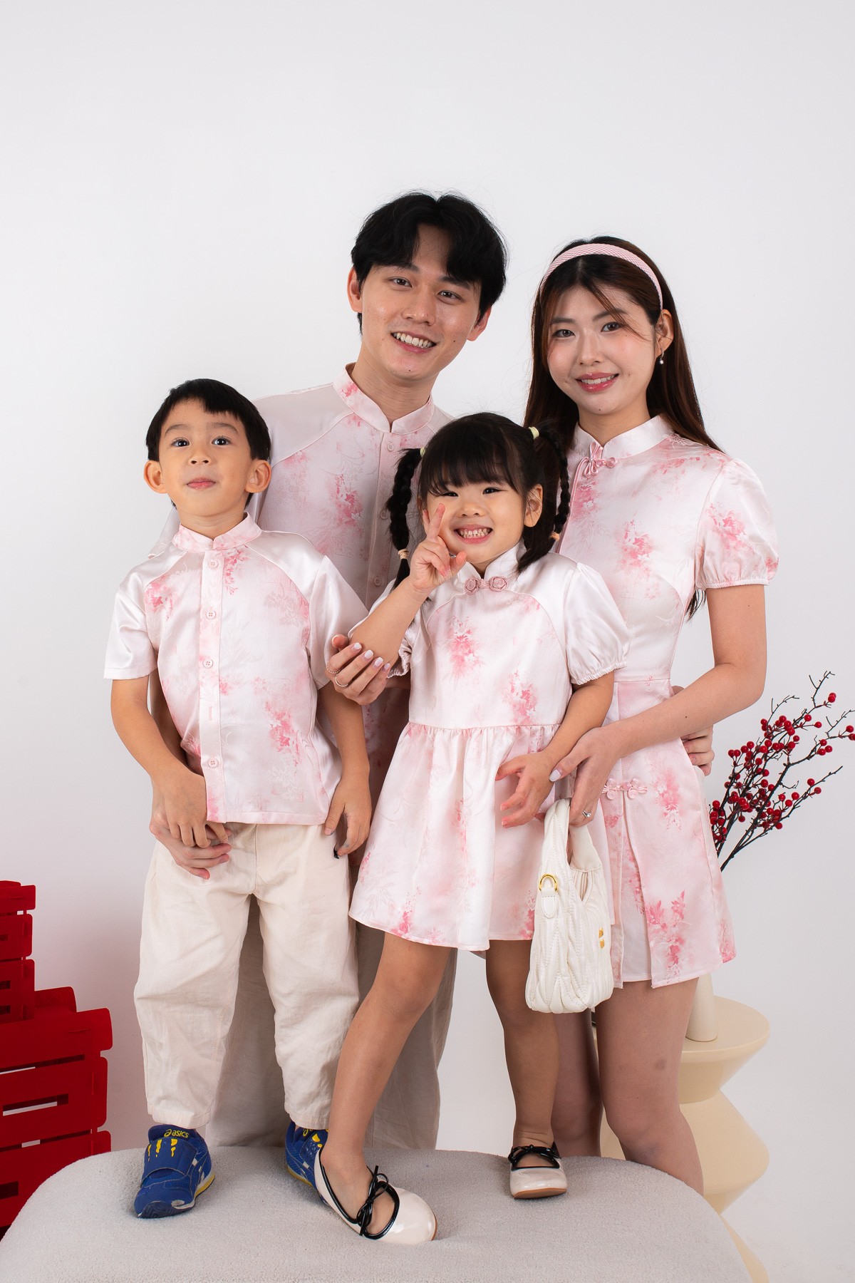 Aura Junior Girl Puff...