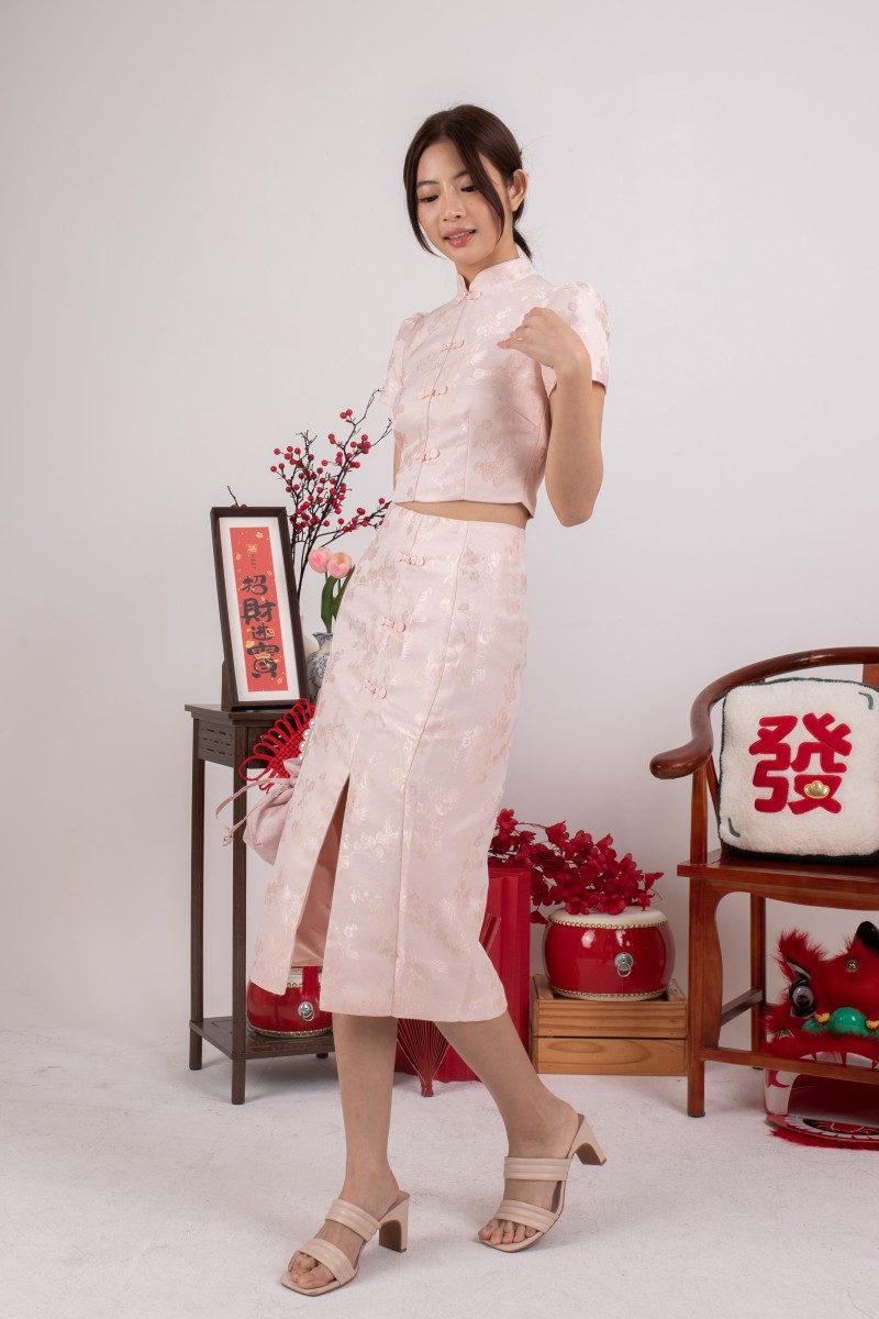 Prosperity Jacquard Midi Skirt in Pink