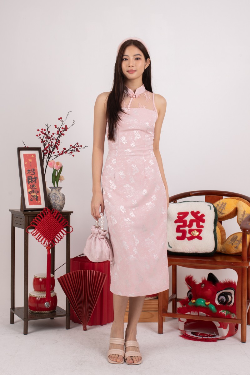 Gisele Embossed Cheongsam Dress in Pink
