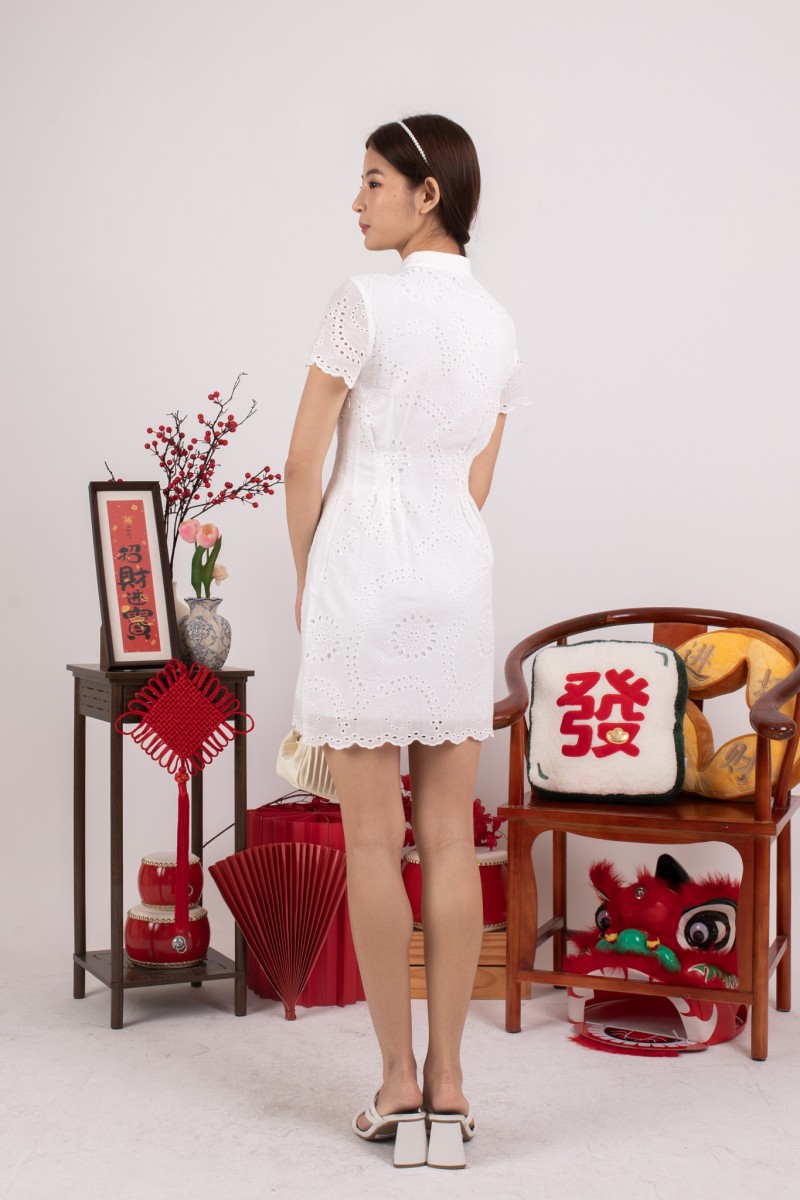 Empress Eyelet Cheongsam Dress in White