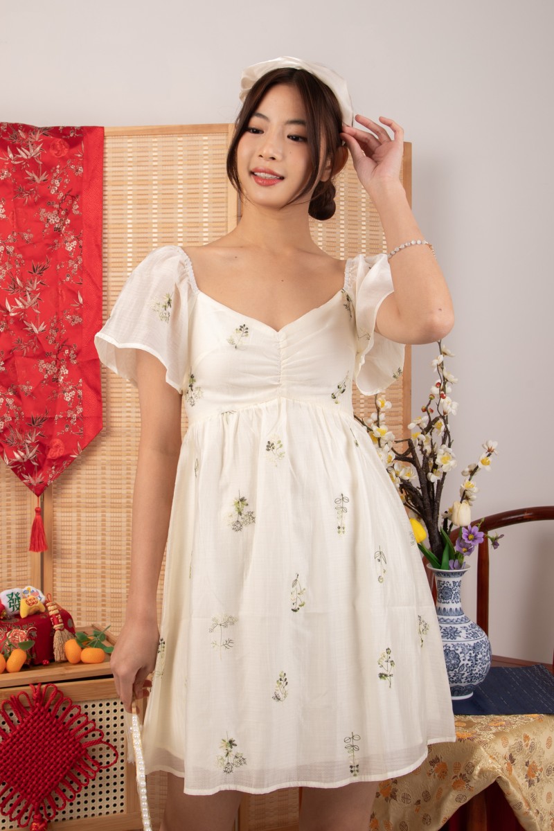 BACKORDERS: Signy Babydoll Flutter Sleeve Dress in Green