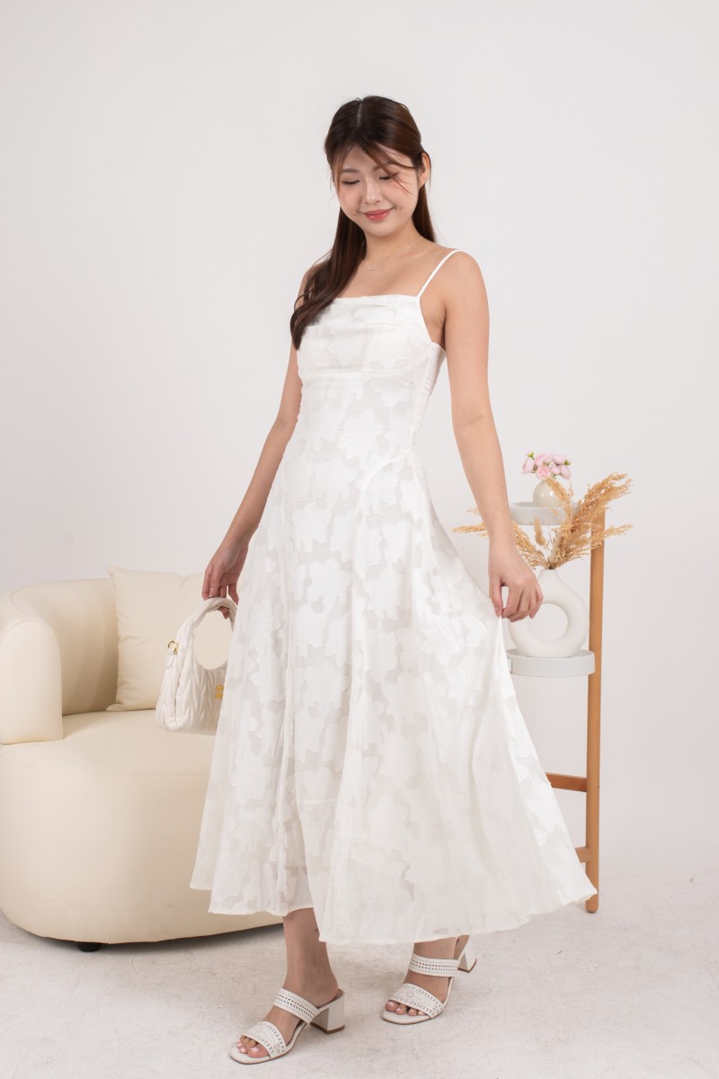 Lily Textured Floral Dress in Cream