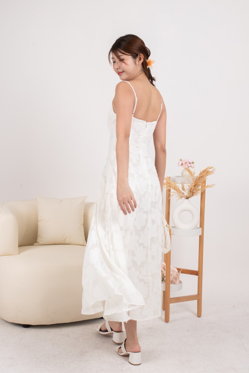 Lily Textured Floral Dress in Cream