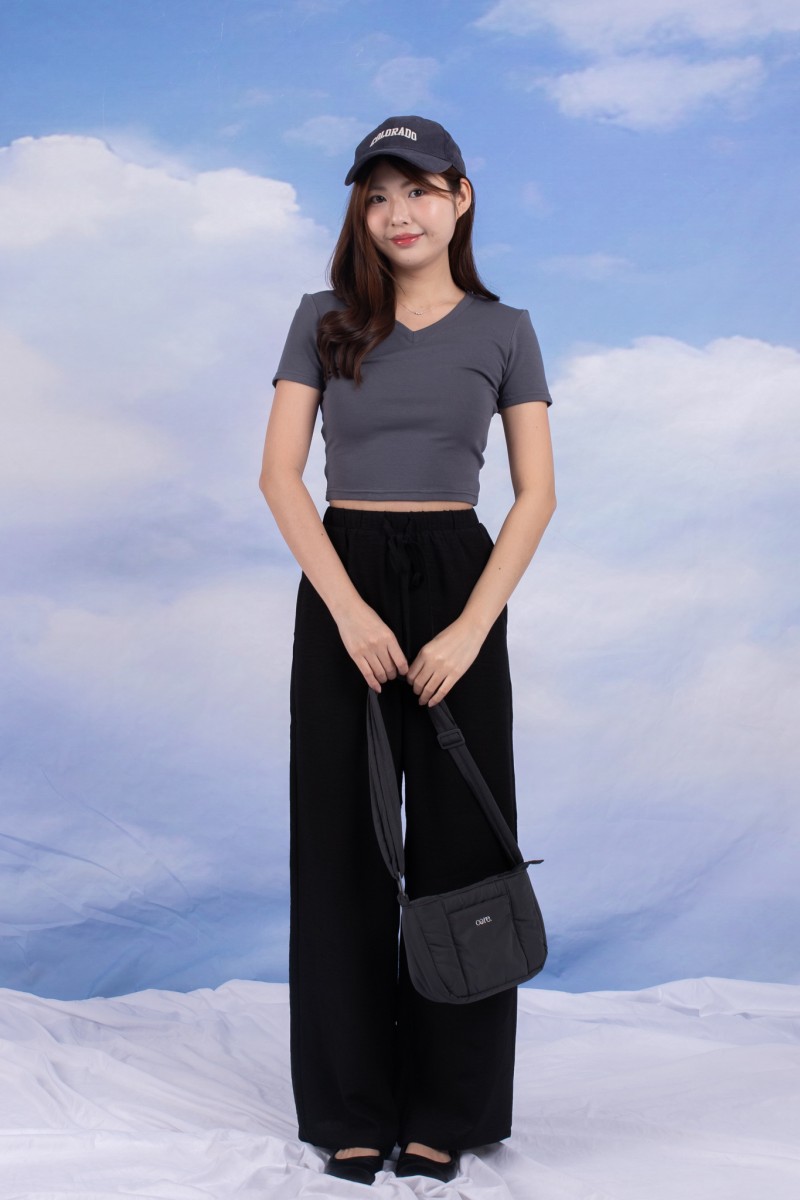 Umber Wide-Leg Pants in Black