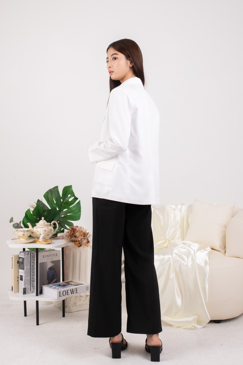 RESTOCK: Whitley Essential Blazer in White