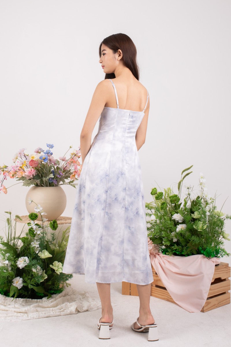 Brisa Watercolour Satin Midi Dress in Lilac