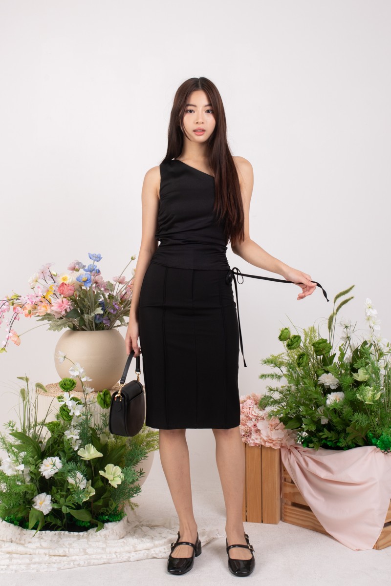 Evania Toga Side Ruched Top in Black