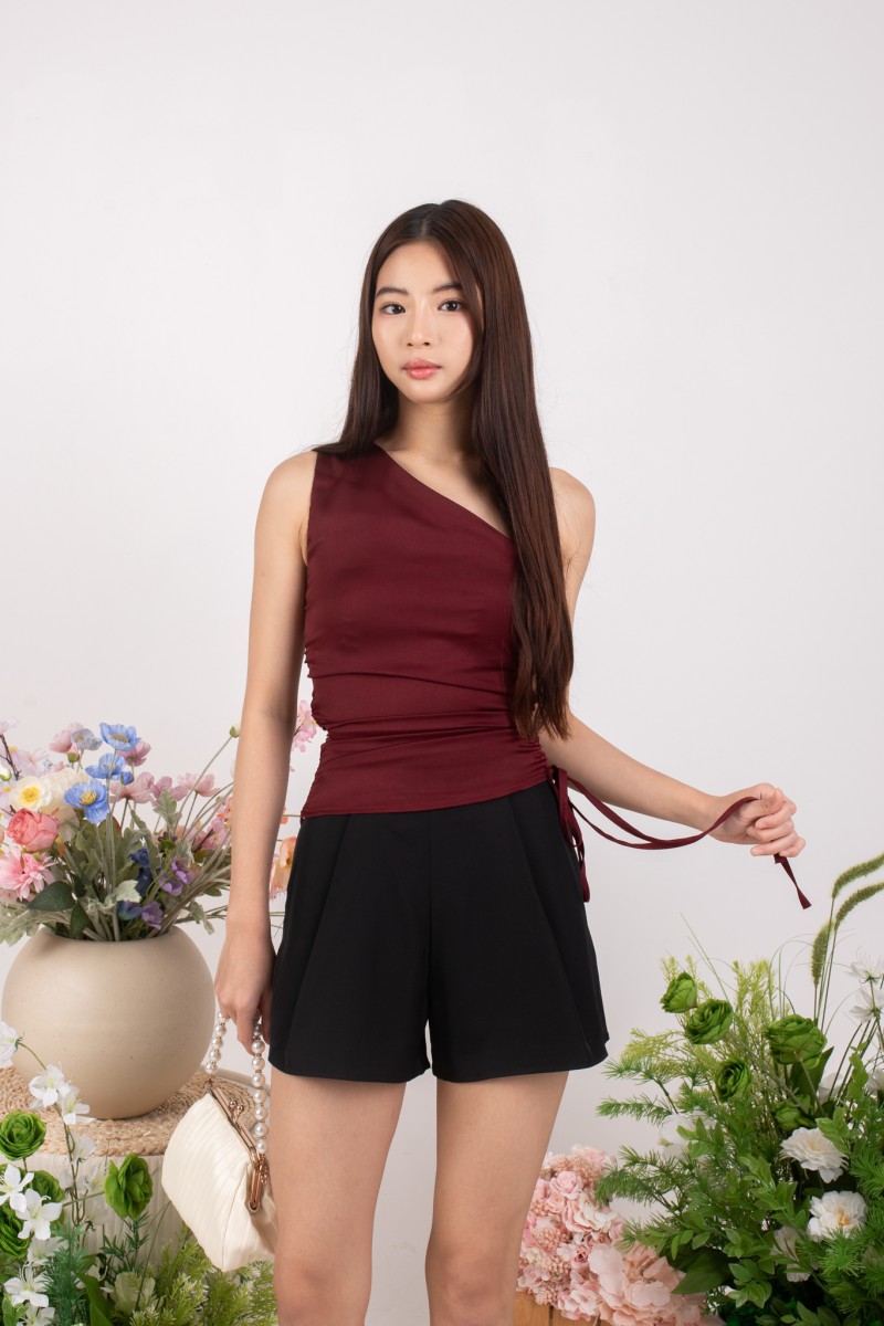 Evania Toga Side Ruched Top in Wine