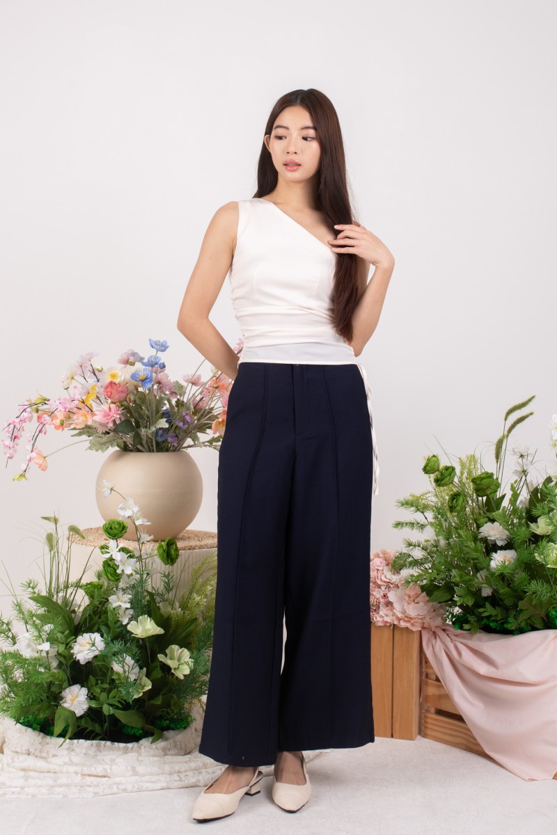 Evania Toga Side Ruched Top in Cream