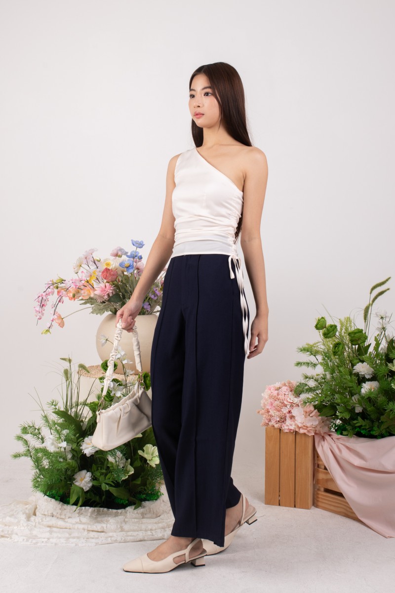 Evania Toga Side Ruched Top in Cream