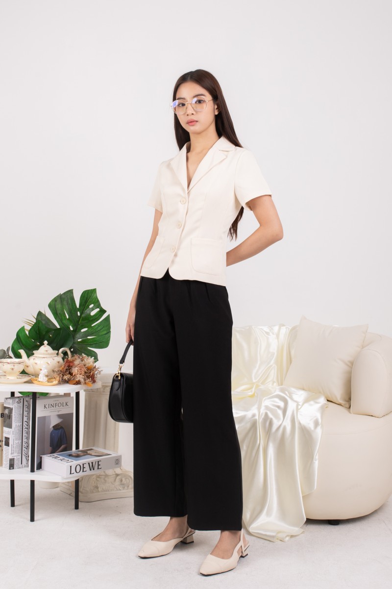 Yvaine Tailored Blazer Top in Cream