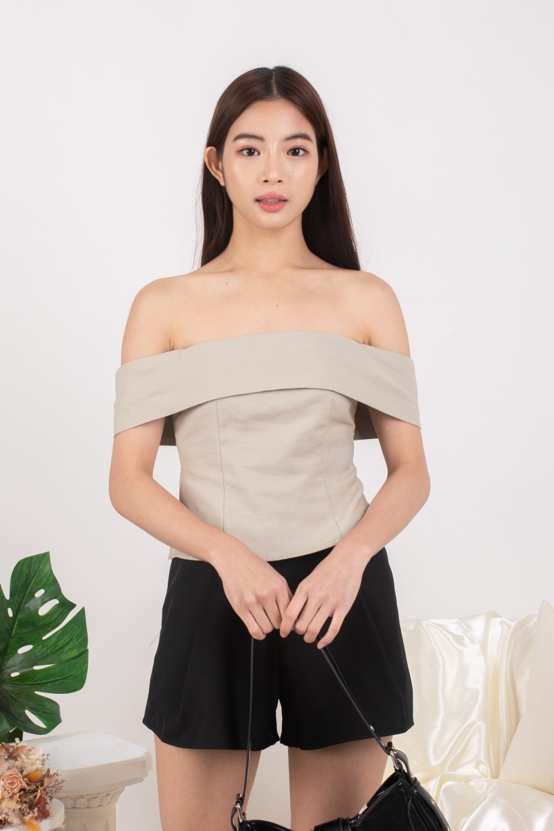 Naiah Off-Shoulder Top in Sage