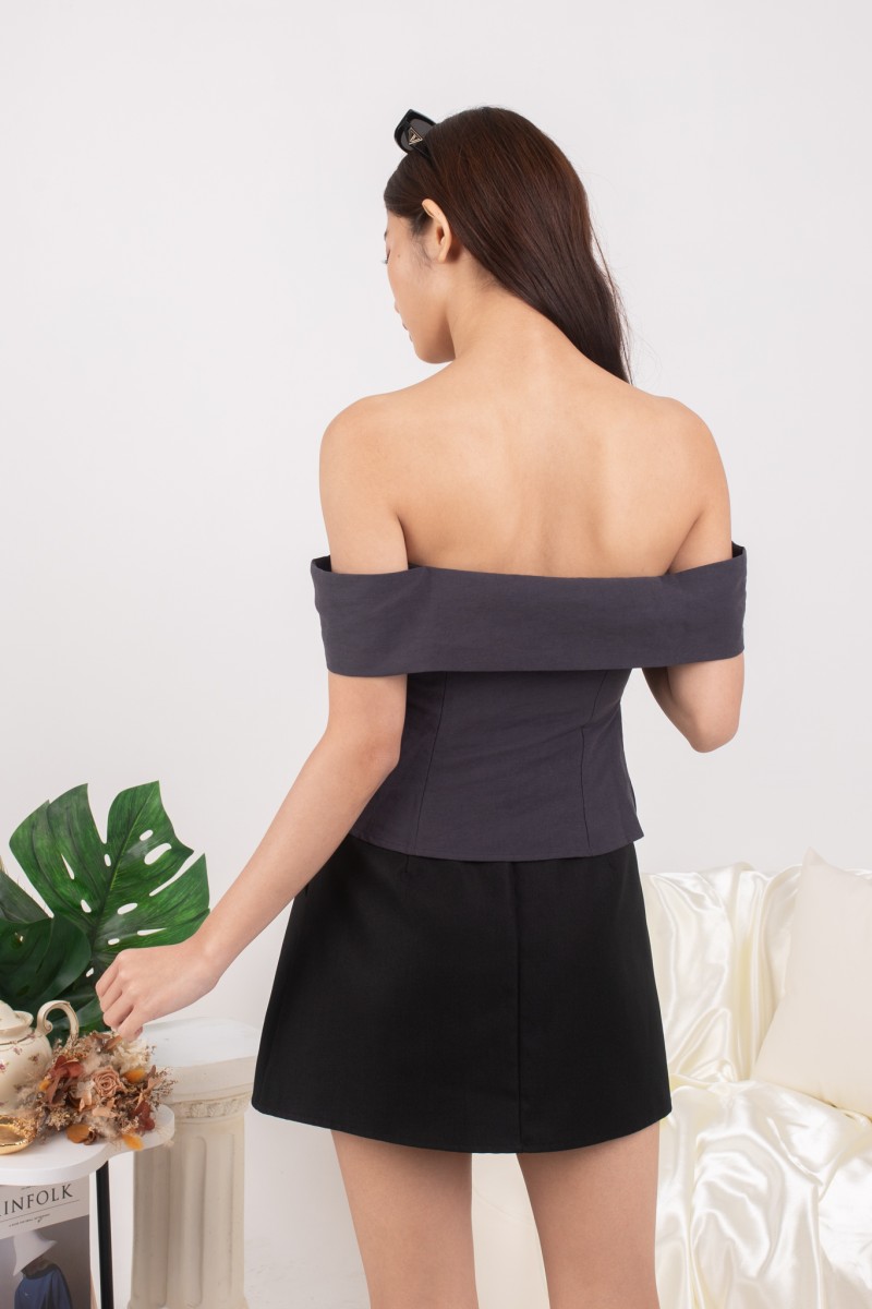 Naiah Off-Shoulder Top in Gunmetal