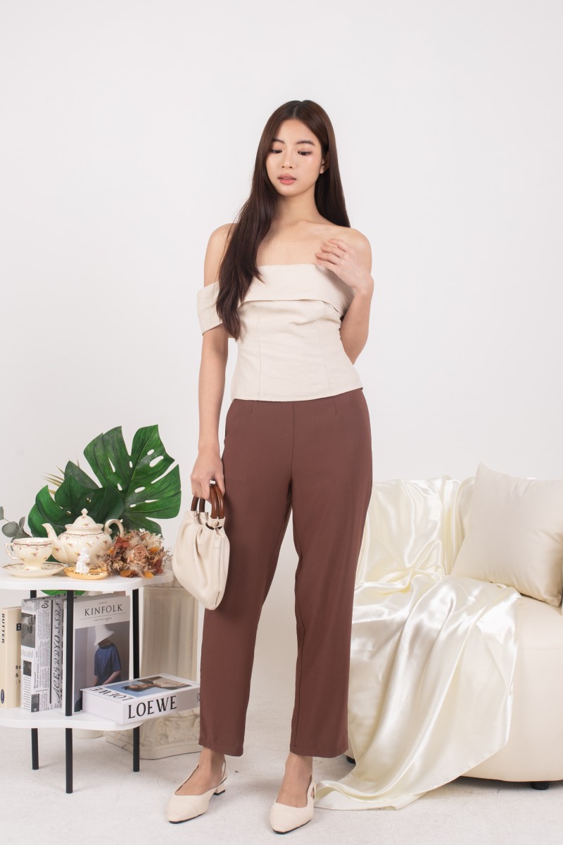Naiah Off-Shoulder Top in Cream
