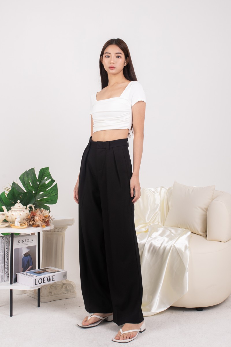 Citrus Essential Pants in Black