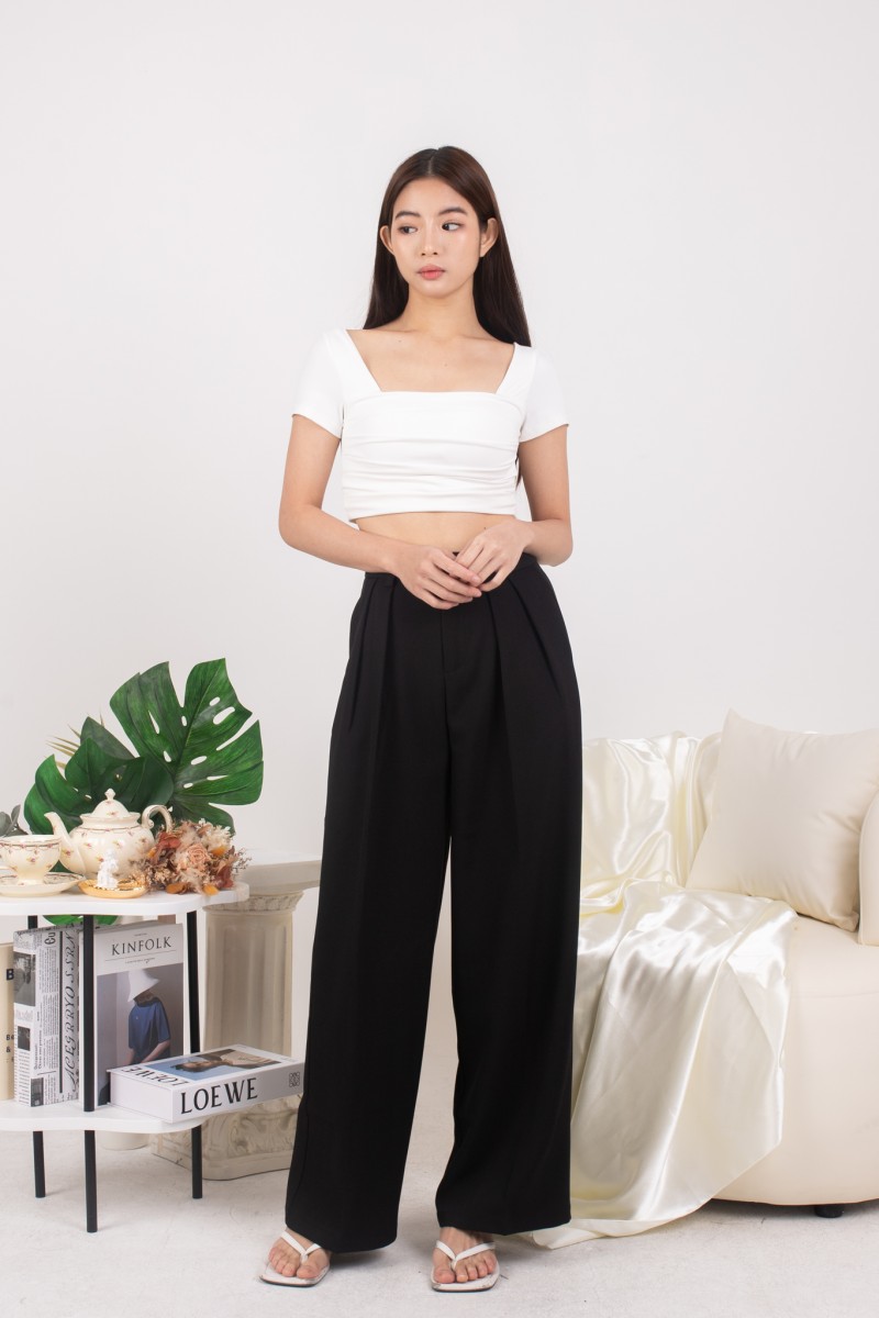 Citrus Essential Pants in Black