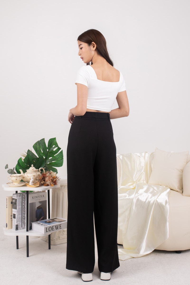 Citrus Essential Pants in Black