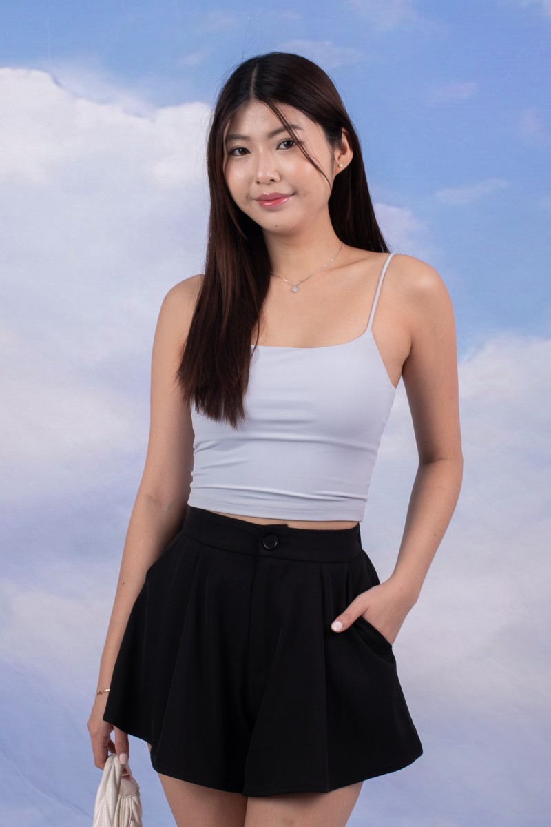 RESTOCK4: Erin Pleated Flare Shorts in Black