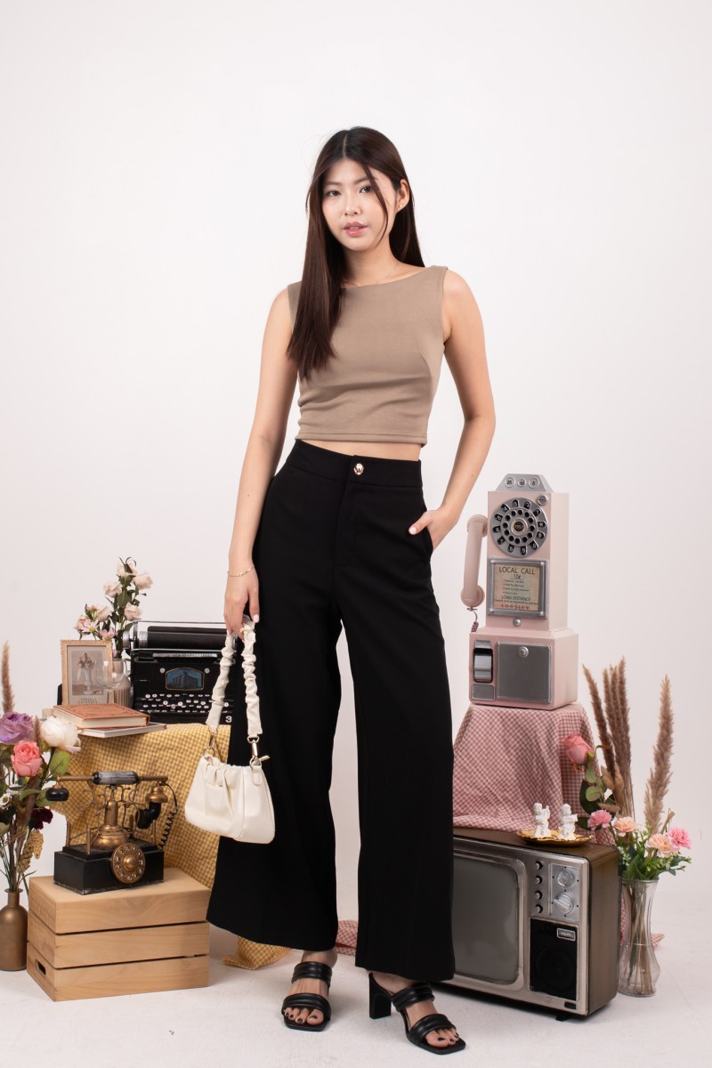 RESTOCK7: Paddle Padded Boat-Neck Top in Coffee