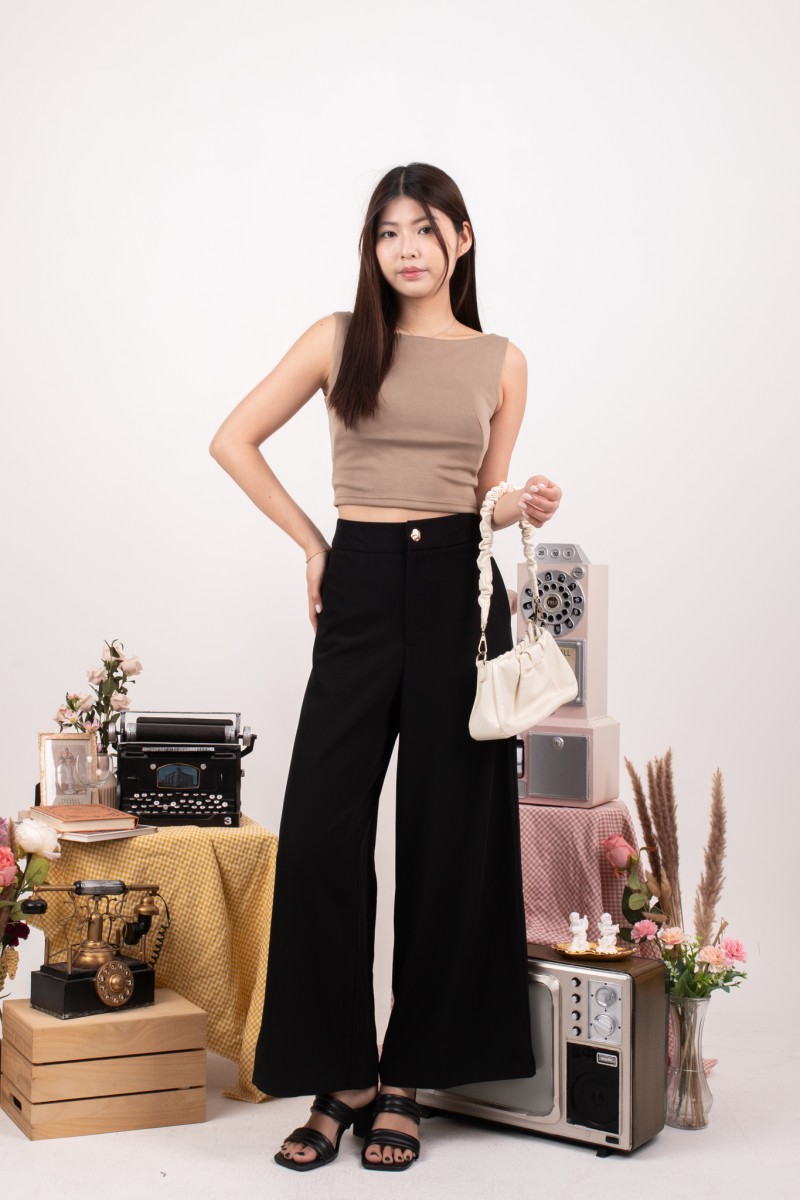 RESTOCK7: Paddle Padded Boat-Neck Top in Coffee